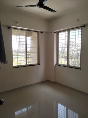 Room in 2 BHK Apartment at Bhondve Empire, Ravet – for Rent