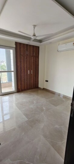 2 BHK + Servant Room Apartment For Sale in Pioneer Park Phase 1