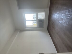 Room in 2.5 BHK Builder Floor at Silverglades The Melia, Sohna Sector 35 – for Rent