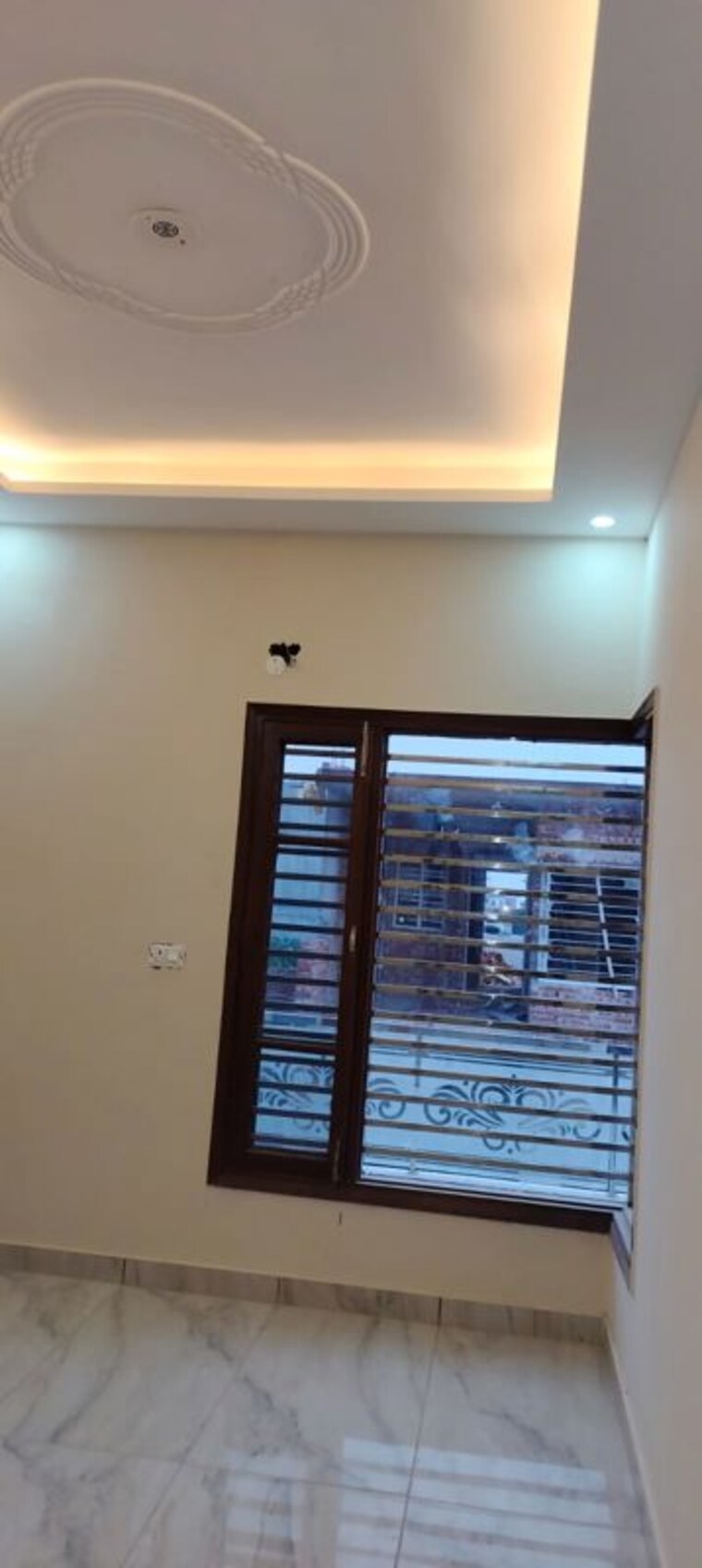 Room, kharar mohali road 4 Bedroom 100 Sq.Yd. Villa In Kharar Mohali Road Kharar 10355174