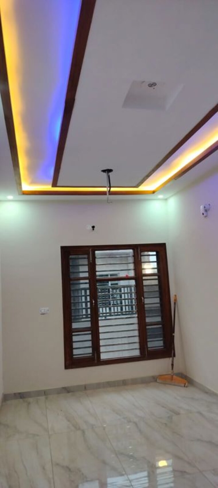 Room, kharar mohali road 4 Bedroom 100 Sq.Yd. Villa In Kharar Mohali Road Kharar 10355174
