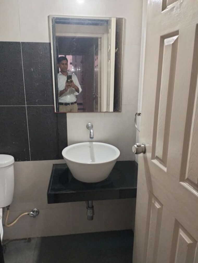 Bathroom, rama-celestial-city-phase-ii 2 Bedroom 1100 Sq.Ft. Apartment In Ravet Pune 10375004