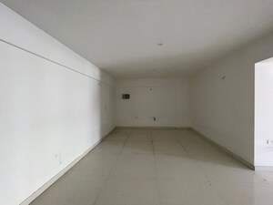 Room in 2 BHK Apartment at Majestic Fortune, Jp Nagar – for Sale