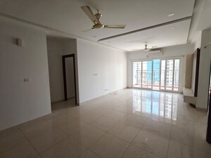 Room in 3 BHK Apartment at Rajapushpa Provincia, Narsingi – for Rent