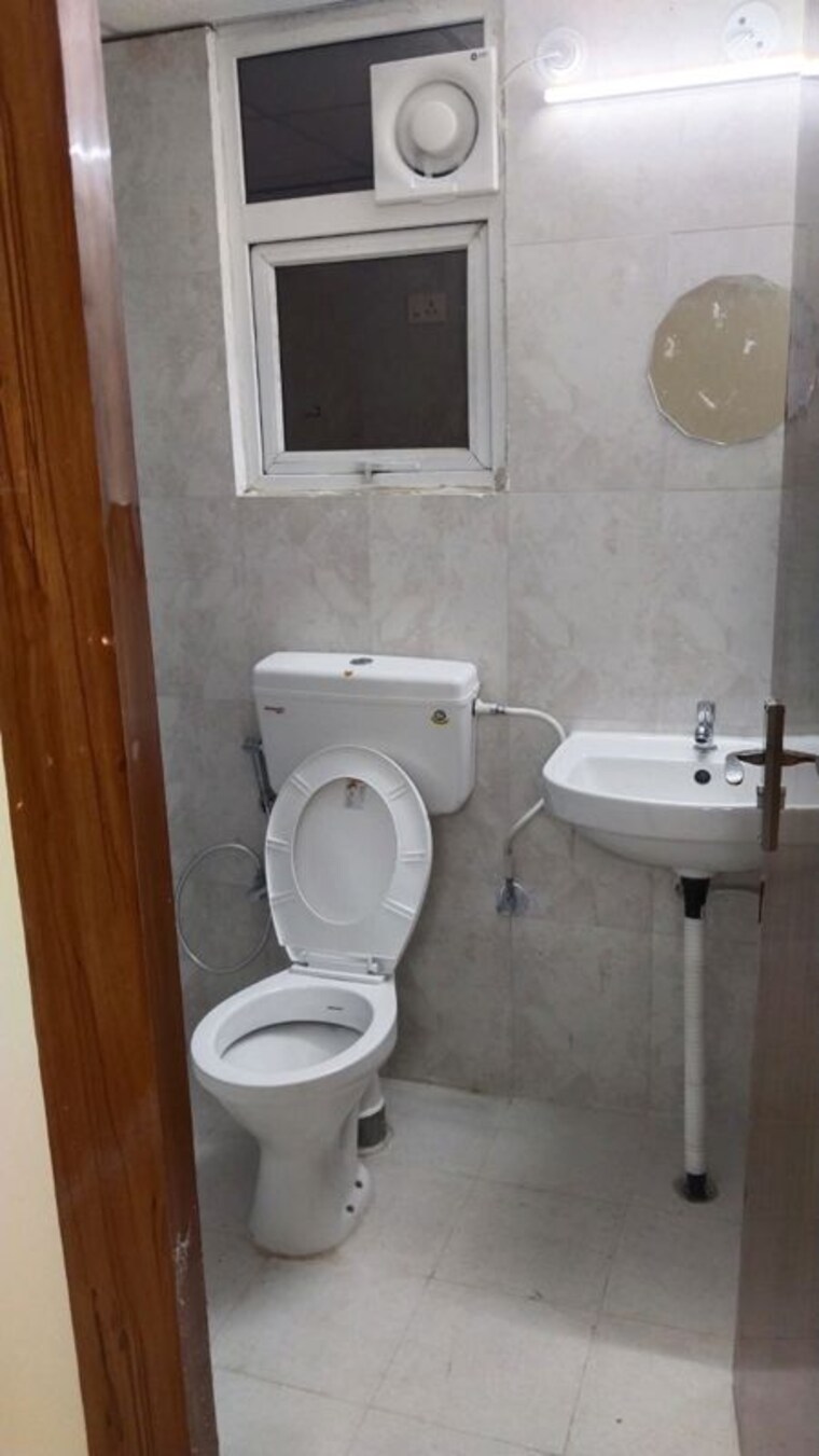 Bathroom, signature-the-millennia-3 2 Bedroom 680 Sq.Ft. Apartment In Sector 37d Gurgaon 10375106