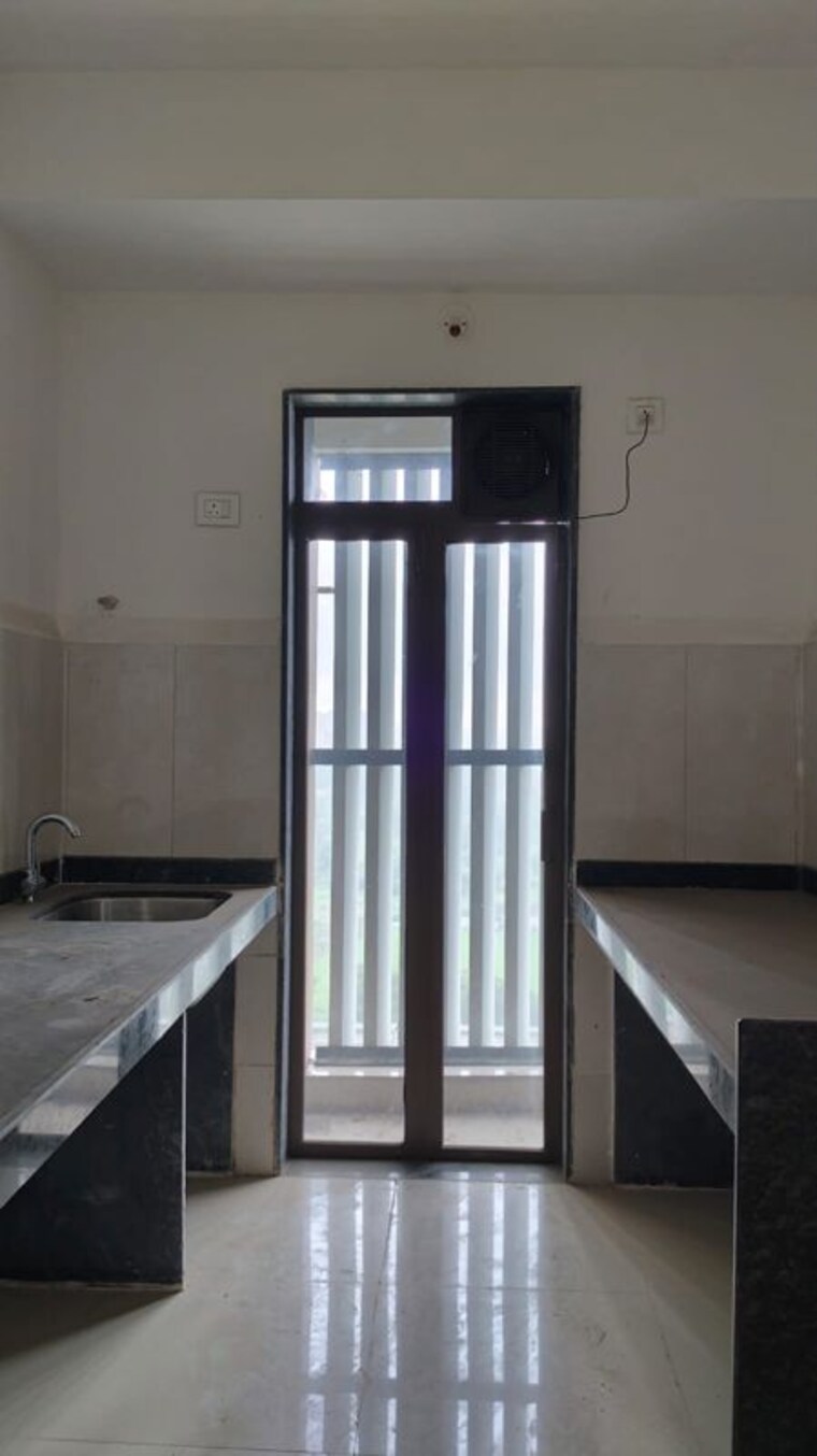 Room, dombivli east 1.5 Bedroom 530 Sq.Ft. Apartment In Dombivli East Thane 10375159