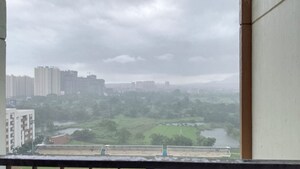 Swimming Pool in 1.5 BHK Apartment at Dombivli East – for Rent