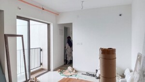Living Room in 1.5 BHK Apartment at Dombivli East – for Rent