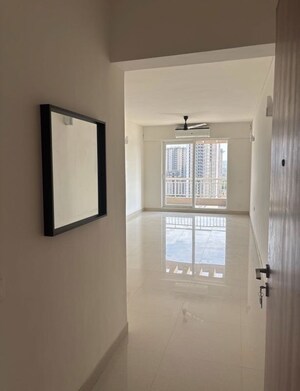 3 BHK Apartment – Entrance View at Silverglades The Melia, Sohna Sector 35 - for Rent