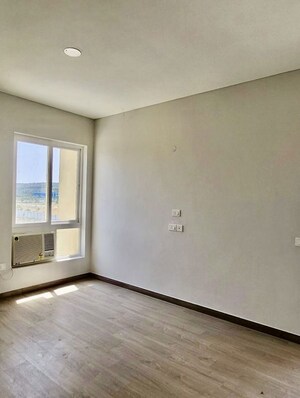 Room in 2.5 BHK Apartment at Silverglades The Melia, Sohna Sector 35 – for Rent
