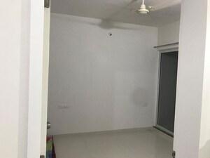 Room in 2 BHK Apartment at Vasupujya Neco Beaumont, Nibm Annexe – for Rent