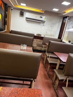 Retail Shop For Rent in Lalbaug
