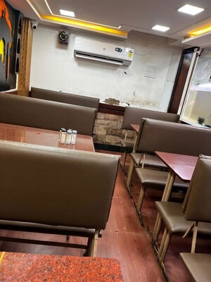  Shop For Rent in Lalbaug