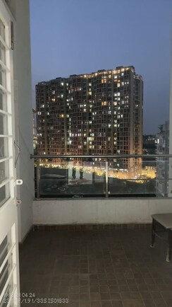 2 BHK Apartment For Rent in Archana Kohinoor Glory