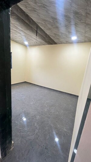  Shop For Sale in Badlapur West