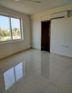 3 BHK Apartment For Rent in Omaxe Lake
