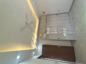 Furnished Amenities in 3 BHK Builder Floor at Malviya Nagar – for Rent