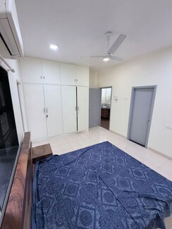 2 BHK Apartment For Rent in Sunaina Apartments Santacruz