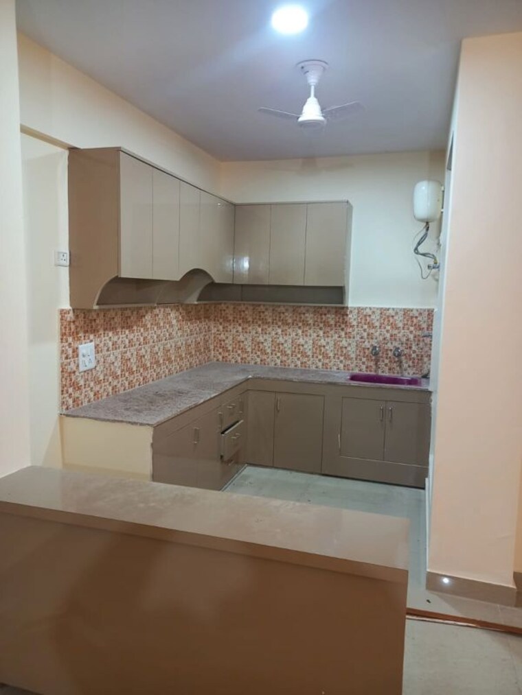 Kitchen, ninex-rmg-residency 2 Bedroom 700 Sq.Ft. Apartment In Sector 37c Gurgaon 10375294