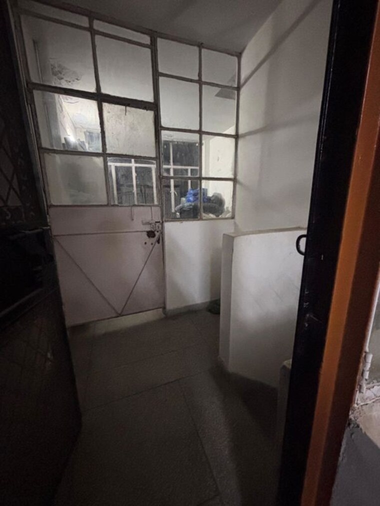 Bathroom, malviya nagar 2 Bedroom 1000 Sq.Ft. Builder Floor In Malviya Nagar Delhi 10375341