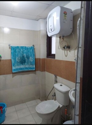 Bathroom in 2.5 BHK Apartment at Himalaya Tanishq, Raj Nagar Extension – for Rent