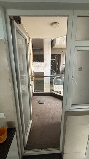 Balcony in 3.5 BHK Apartment at Microtek Greenburg, Sector 86 – for Rent