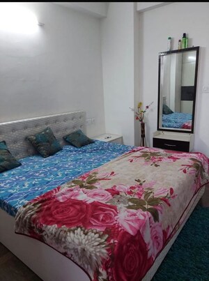 2 BHK Apartment For Rent in LandCraft River Heights, Raj Nagar Extension