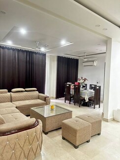 4 BHK + Extra Room Builder Floor For Sale in Ansal Executive Residency