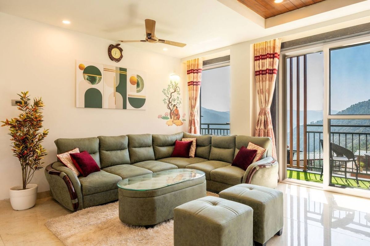 3 BHK 1410 Sq.Ft. Builder Floor in Cliffton Valley