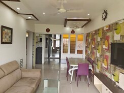 2 BHK + Pooja Room Apartment For Rent in Khar West