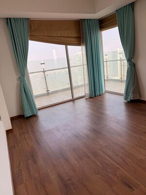 Room in 3 BHK Apartment at Mahindra Luminare, Sector 59 – for Sale