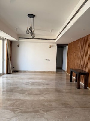 Room in 3 BHK Apartment at Mahindra Luminare, Sector 59 – for Sale