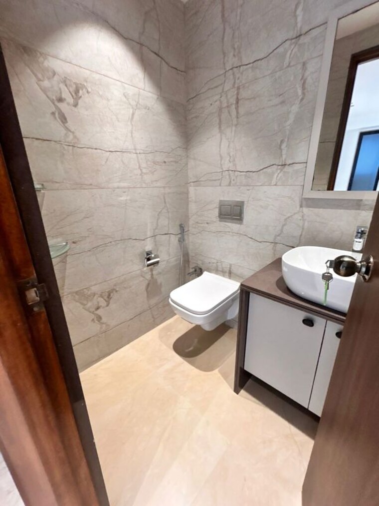 Bathroom, vithaldas nagar 2.5 Bedroom 1100 Sq.Ft. Apartment In Vithaldas Nagar Mumbai 10375408