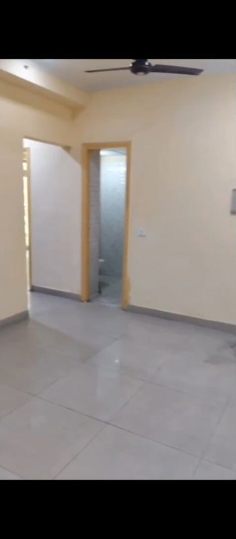 Room, gaur-city-2-16th-avenue 2 Bedroom 890 Sq.Ft. Apartment In Sector 16c Greater Noida Greater Noida 10375423