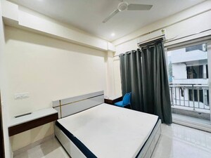 Team Area in 1 BHK Apartment at Saket – for Rent