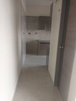 1 BHK 450 Sq.Ft. Apartment in Malad West