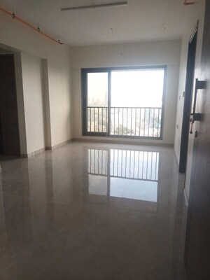 Room in 1 BHK Apartment at Malad West – for Rent