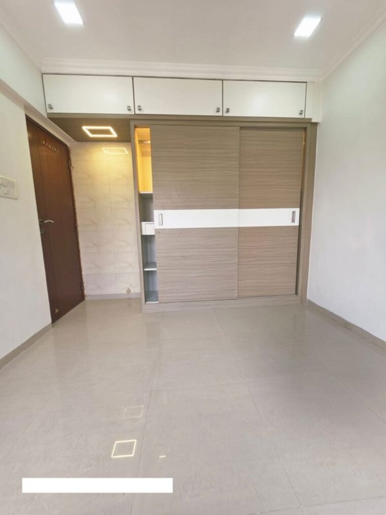 Room, bandra west 2 Bedroom 700 Sq.Ft. Apartment In Bandra West Mumbai 10375465