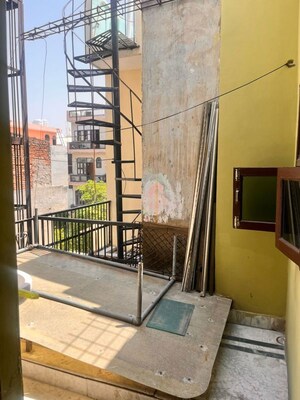 Staircase in 2 BHK Apartment at Alpha 1 RWA, Alpha 1 Greater Noida – for Rent
