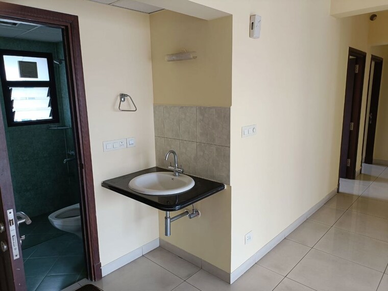 Bathroom, sobha-magnolia 3 Bedroom 1932 Sq.Ft. Apartment In Btm Layout Bangalore 10375504