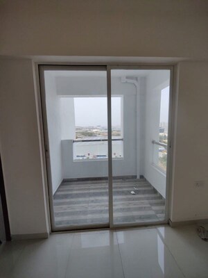 Room in 2 BHK Apartment at Utsav 51 Balewadi Residences, Balewadi – for Rent