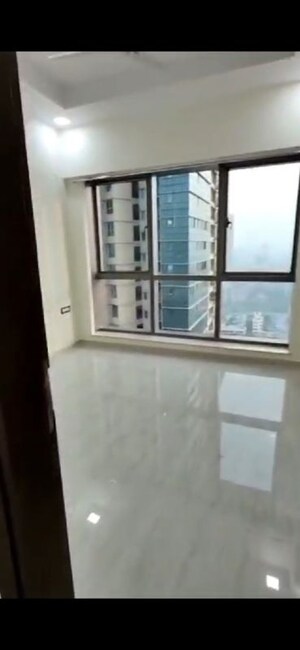 Room in 3 BHK Apartment at Sheth Auris Serenity Tower 1, Malad West – for Rent
