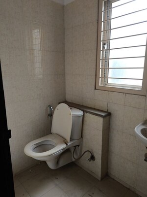 Bathroom in 2 BHK Builder Floor at Unitech Woodstock Floors, Sector 50 – for Rent