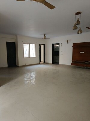 Hall in 2 BHK Builder Floor at Unitech Woodstock Floors, Sector 50 – for Rent