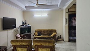 Furnished Amenities in 3 BHK Apartment at Sector 11 Dwarka – for Rent