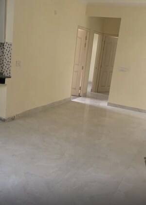 Room in 3 BHK Apartment at Gulmohur Garden, Raj Nagar Extension – for Rent