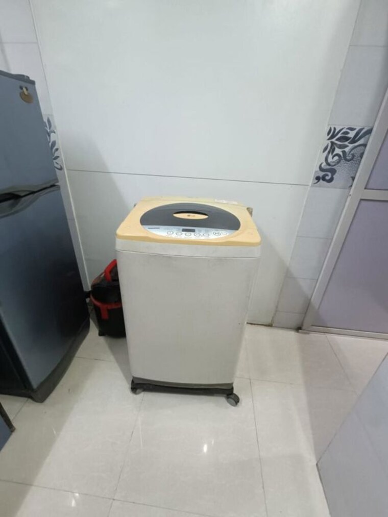 Room, kopar khairane 1 RK 330 Sq.Ft. Apartment In Kopar Khairane Navi Mumbai 10375544
