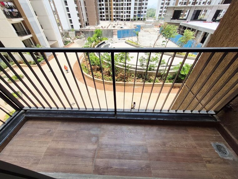 Balcony, betwade 3 Bedroom 777 Sq.Ft. Apartment In Betwade Thane 10375552