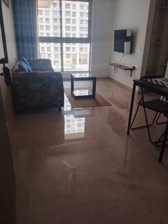 2 BHK Apartment For Rent in Hiranandani Regent Hill