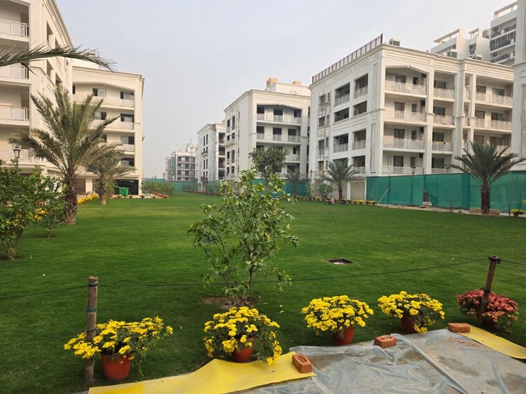 Exterior View, central-park-the-orchard 3 Bedroom 2129 Sq.Ft. Builder Floor In Sohna Sector 33 Gurgaon 10375581